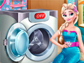 Παιχνίδι Elsa Wash Clothes